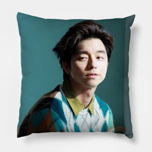 Gong Yoo - V32 Pillow