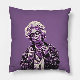 yetta Pillow