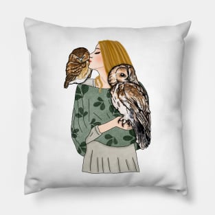 Owl lover Pillow