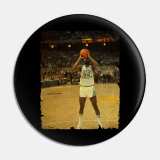 James Worthy - Vintage Design Of Basketball Pin