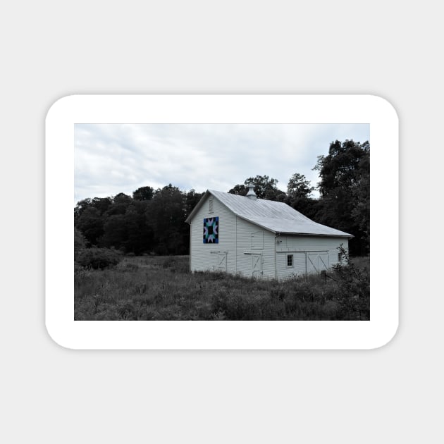 White Barn Magnet by searchlight