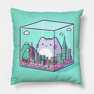 Cat in cube Pillow