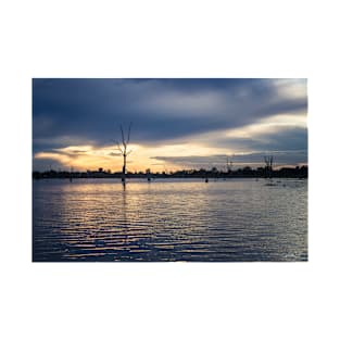 Lake Mulwala, Yarrawonga, Victoria, Australia. T-Shirt