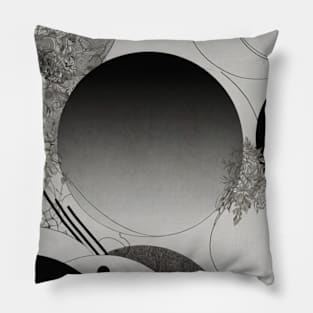 Black And White Circles Pillow