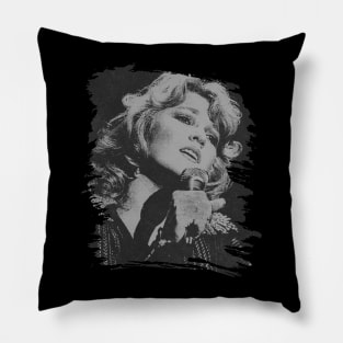 Tanya tucker // Retro Poster Pillow