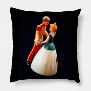 Waltz of love Pillow