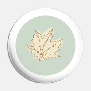 maple leaf Pin