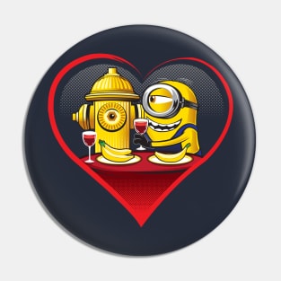 MINION IN LOVE Pin