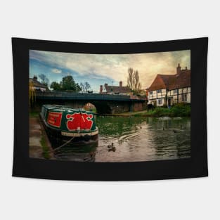 Hungerford Wharf and The Rose Tapestry