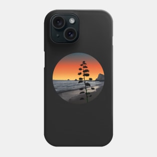 A day at the beach below the sunset Phone Case