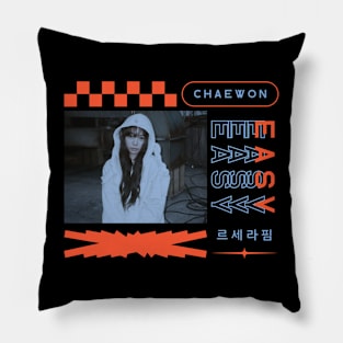 Chaewon Le Sserafim Easy Pillow