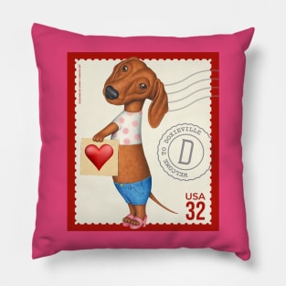 Funny Dachshund Doxie Dog posing cutely Pillow