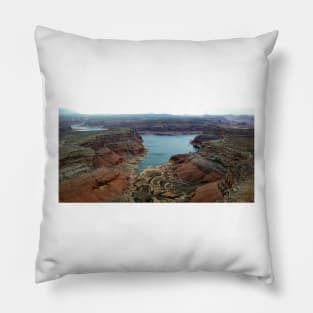 Flight above Lake Powell Pillow