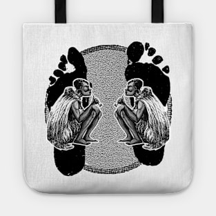 African natives smoking a pipe Tote