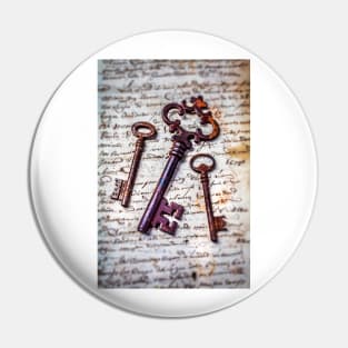 Three Skeleton Keys Pin