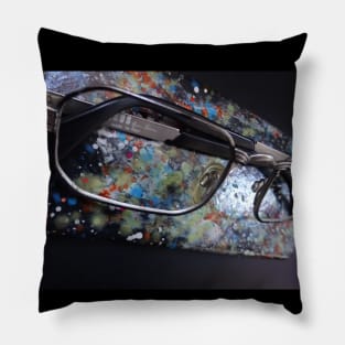 a pair of old broken glasses - 1 Pillow