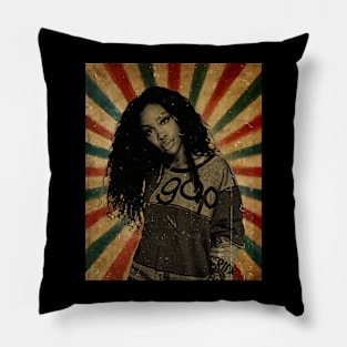 SZA -  Photo Vintage Retro Look Fan Design Pillow