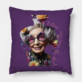 Iris Apfel fashionista Pillow