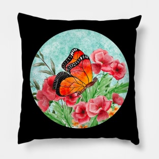 Monarch butterly flying Pillow