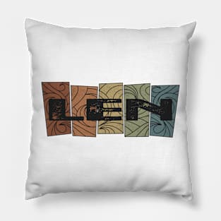 Len - Retro Pattern Pillow