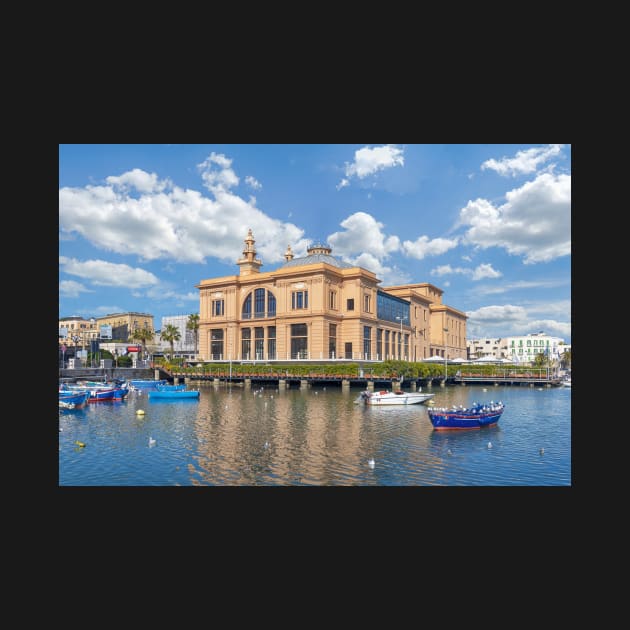 Teatro Margherita in Bari, Italy by mitzobs