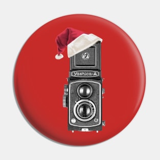 Christmas Vintage Camera with Santa hat Pin