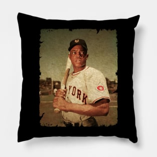 Willie Mays - Army (Korean War) Pillow