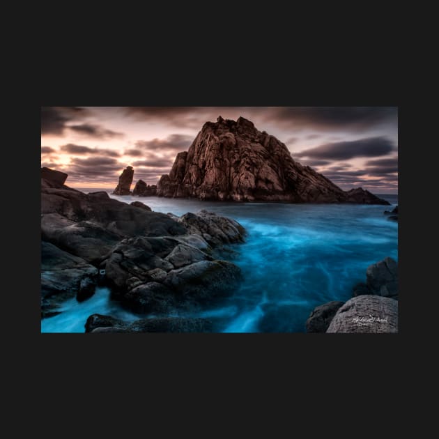 Sugarloaf Rock by lordveritas