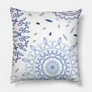 Indigo mandala pattern Pillow