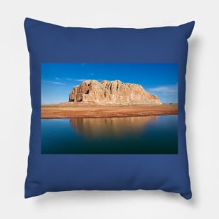 Reflecting on Lake Powell Pillow