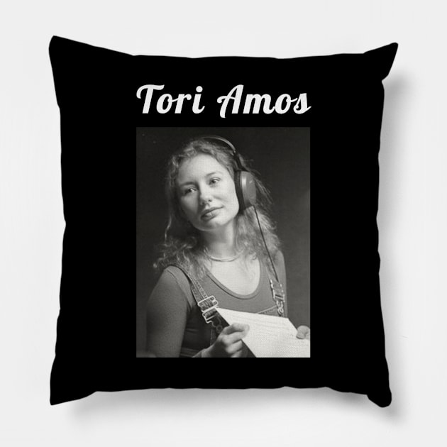 Tori Amos / 1963 Pillow by DirtyChais