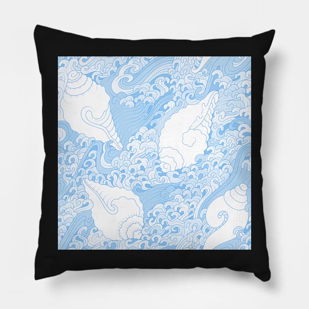 Mediterranean mood | Cáscaras del mar y olas Pillow by natasedyakina