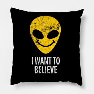 I want to believe alien smiley Pillow