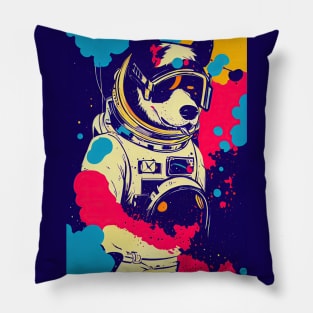 Astronaut hokkaido portrait Pillow