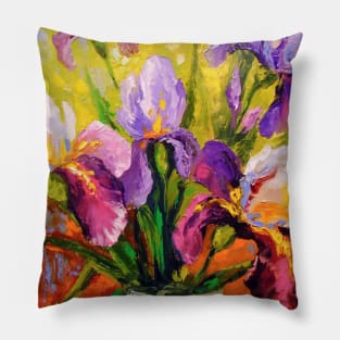 Bouquet of irises Pillow