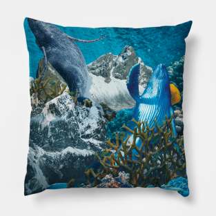 Hiking underwater Pillow