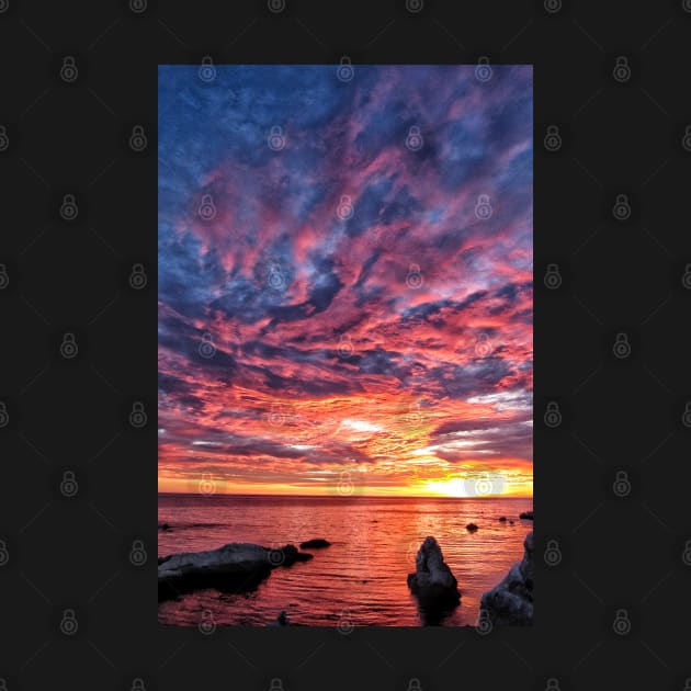 Rocky shore sunset by Photography_fan
