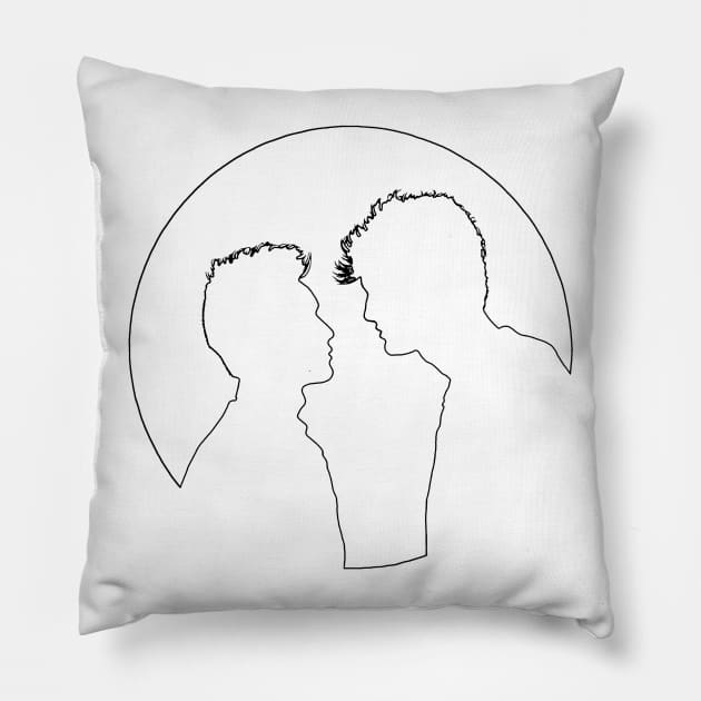 Malec silhouettes and full moon (black outline) - Alec Lightwood and Magnus Bane / Matthew Daddario and Harry Shum Jr. - Shadowhunters / The mortal instruments T-Shirt T-Shirt Pillow by Vane22april