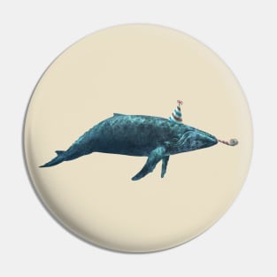 Party whale tee Pin