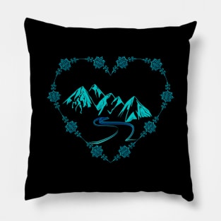 Mountains have my heart Pillow