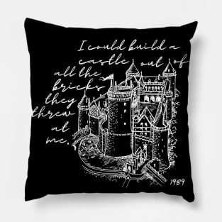 new romantic vintage castle Pillow