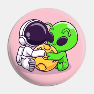 Cute Astronaut And Alien Hug Moon Cartoon Pin