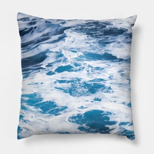 Blue ocean waves Pillow