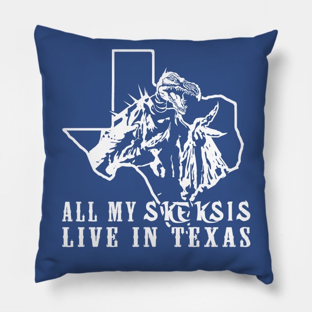 All my Skeksis live in Texas Pillow by maxheron