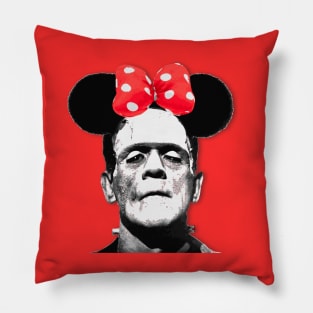 Frankie Mouse goes to the park Pillow