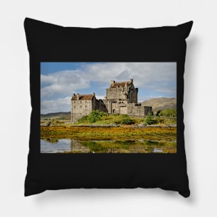 Eilean Donan castle in Dornie, Scotland Pillow