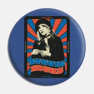 Stevie Nicks QUEEN ROCKS - VINTAGE RETRO STYLE - POPART Pin