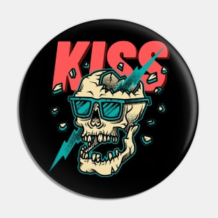 kiss Pin