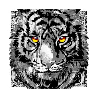 White Tiger Head - Realistic Tiger Eyes T-Shirt