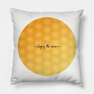 Enjoy the now, Positive summer pattern and lettering Digital Illustration Pillow